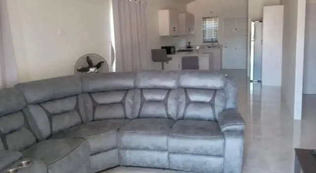 Beach-view 2 Bed Apartment Sleeps 4 - Free Parking, Забронировать Апартаменты/квартира Апартаменты Ocho Rios Coast, Апартаменты/квартира