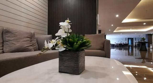 Sleeps 2 With Netflix and Free Wi-fi, Забронировать Апартаменты/квартира Макати 