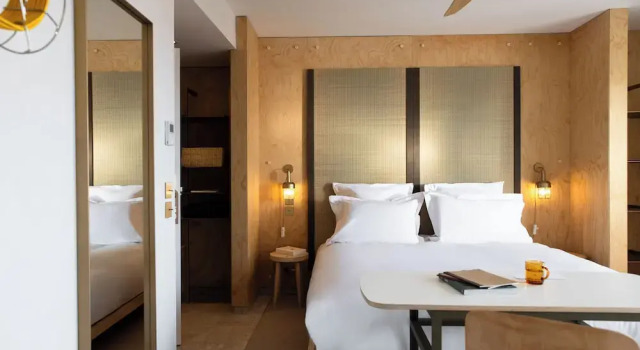 Люкс Superior с балконом MOB HOTEL Cannes
