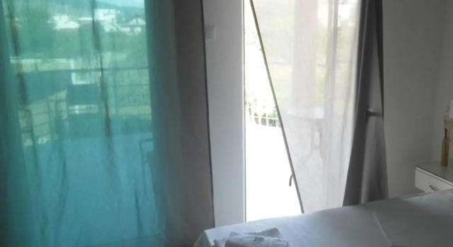 Апартаменты с балконом и с видом на сад Apartment Trebinje