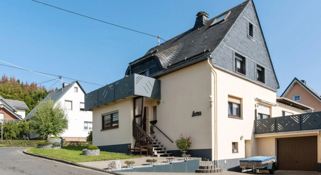 Apartment in Westerwald With Private Balcony, Rezervasyon Daire Hohn Westerwald