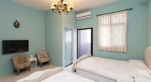 Четырёхместный номер Standard с балконом Wei Sen House