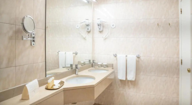 Люкс Hotel Toural