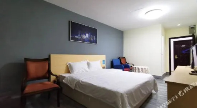 Dacheng Xiaozhan Hotel (Shenzhen Fanshen Metro Station)