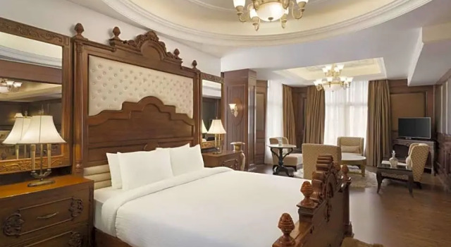 Люкс Executive Ramada Plaza by Wyndham Chandigarh Zirakpur
