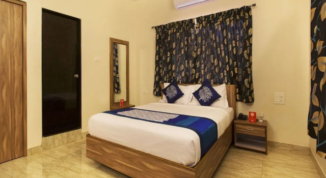 JK Excellency by OYO Rooms