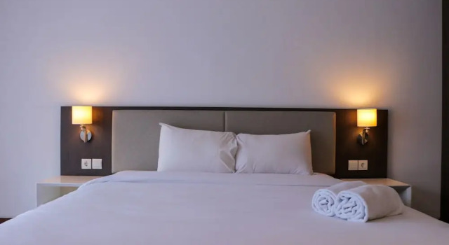 Spacious And Comfort 3Br Apartment At Simprug Park Residences, Book Apartment Jakarta Jakarta Province