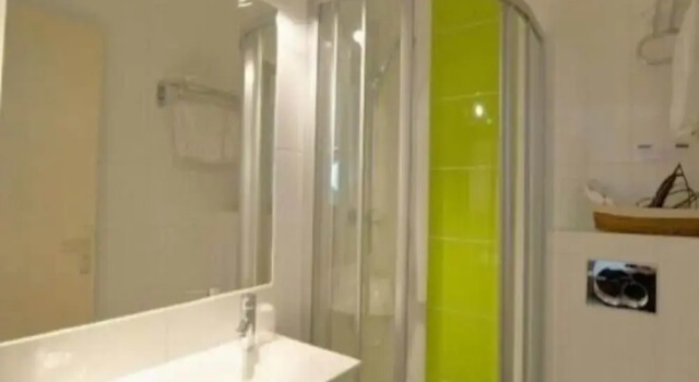 Двухместный номер Comfort Hôtel Quic en Groigne