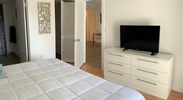 Le Frontenac 505 by Go Florida Condo, Sunny Isles, Varaa Hotelli Hotellit Miami Beach uima-altaalla, Uima-allas