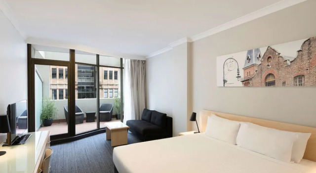 Двухместный номер Superior с балконом Novotel Sydney City Centre