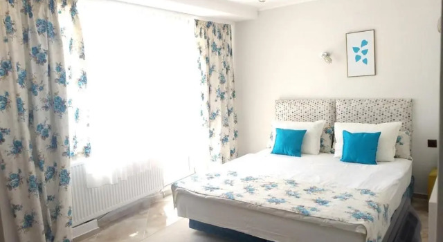 Студия White Rose Guest Rooms