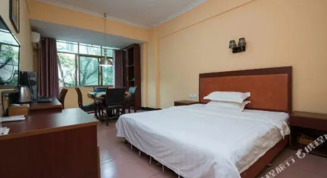 Sanhe Hostel