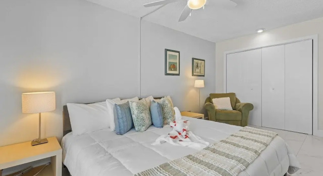 21591 Waterfront Duplex With Pool And Spa 2 Bedroom Condo