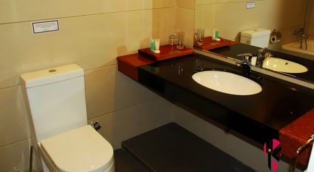 Люкс Deluxe c 1 комнатой с балконом Kiriri Garden Hotel