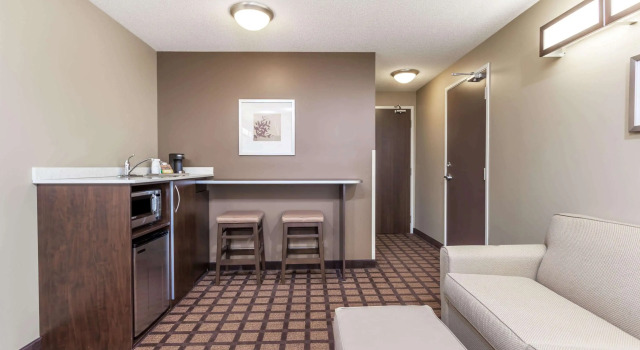 Microtel Inn & Suites by Wyndham - Timmins, Book Hotel Timmins Ontario