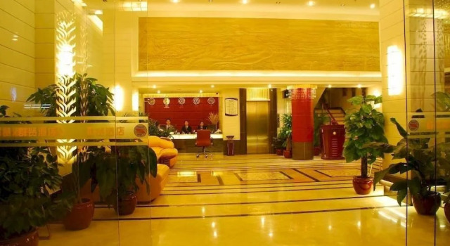 Qunxian Hotel