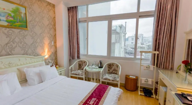 DAHLIALAND SAIGON HOTEL & SWIMMING PooL, Забронировать Отель Отели Хошимина с завтраком, рядом с Музей города Хошимин, Завтраки