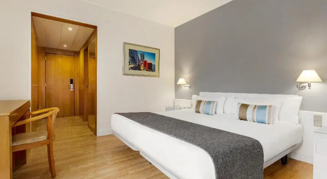 Двухместный номер Standard с балконом TRYP by Wyndham Montijo Parque Hotel
