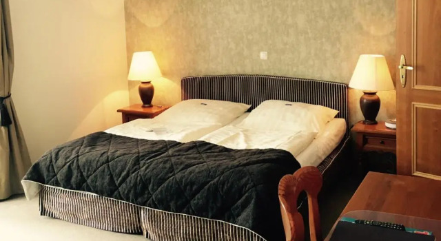 Bärenkrug, Rezervovat Hotel Molfsee Šlesvicko-Holštýnsko