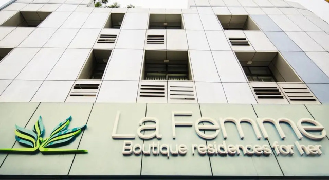 La Femme Boutique Residences, Забронировать Бутик-отель Бутик-отели Пуны, рядом с Колледж Фергюссона, Бутик-отель