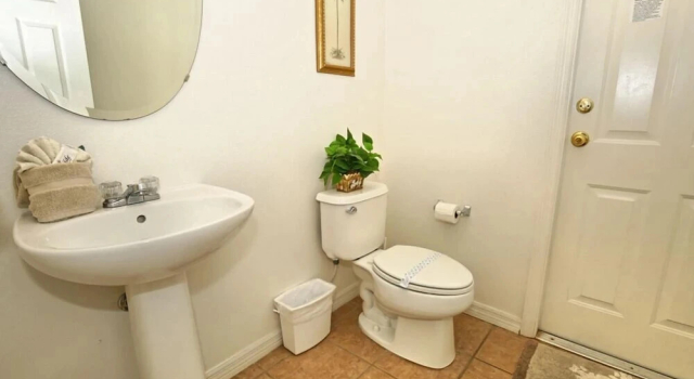 Windward Bay 4 bed / 3.5 bath home