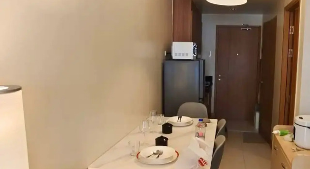 Live Just Steps Away From Mall of Asia, Забронировать Отель Пасай 