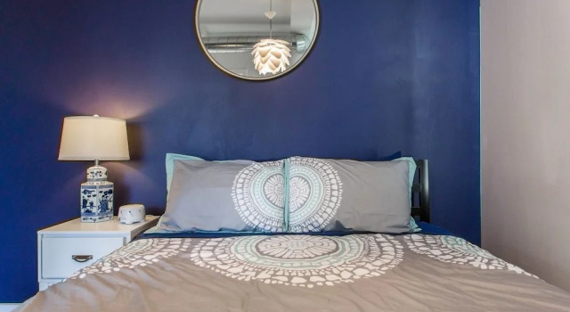 Chestnut Charm - Modern 1 BDR in Downtown, Забронировать Отель Отели Иллинойс 3 звезды, 3*