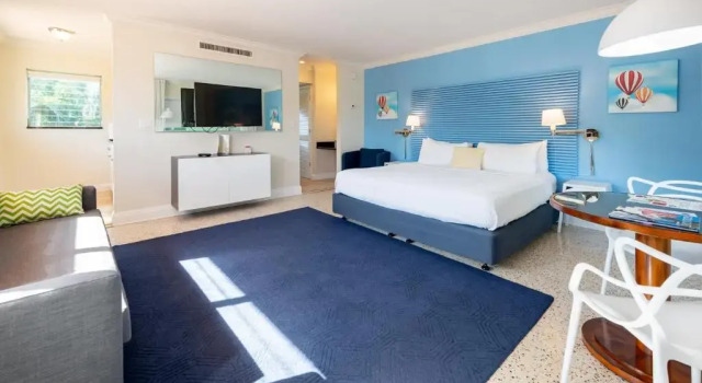 Студия Victoria Park Hotel