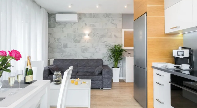 Апартаменты Comfort Let's Krakow Apartments - Ariańska 6