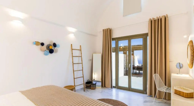 Lavadoze Luxury Suites - Adults only