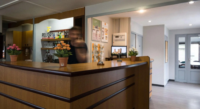 Campanile Hotel Foix, Varaa Hotelli Foix Pyrénées Ariégeoises Regional Park