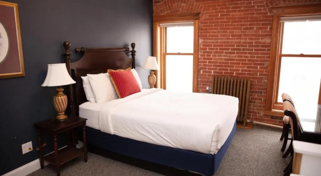 Номер Deluxe The Victor Hotel