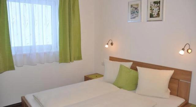 Appartements Montana, Book Lejlighed Hoteller i Tyrol med parkering, Parkering