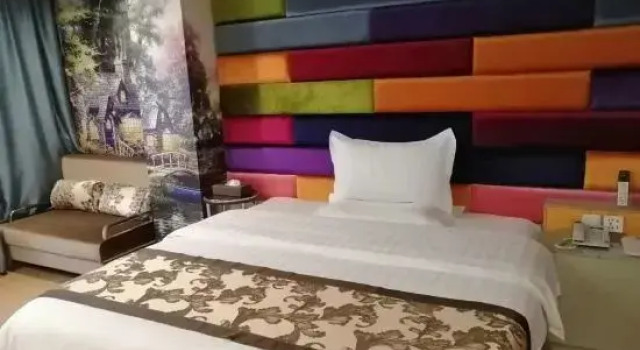 7 Inn Fashion Hotel (Foshan Xilushan Eternal Love Branch), Buchen Sie Hotel Foshan Region Foshan