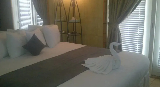 Paradise Lakes Resort, Clothing Optional Resort - Adult Only, Забронировать Курортный отель Отели штата Флориды 3 звезды, 3*