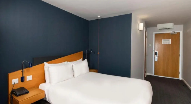 Двухместный номер Standard Holiday Inn Express Edinburgh - Royal Mile by IHG