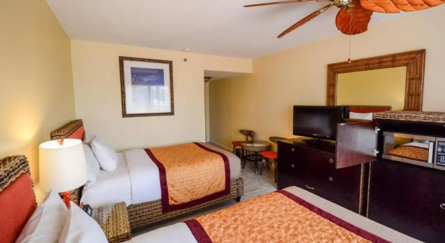 Двухместный номер Standard с балконом и с видом на океан Royal Inn Beach Hutchinson Island