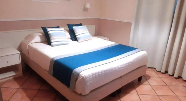 Hotel Moderno, Забронировать Отель Сант-Антиоко Sant’Antioco Island