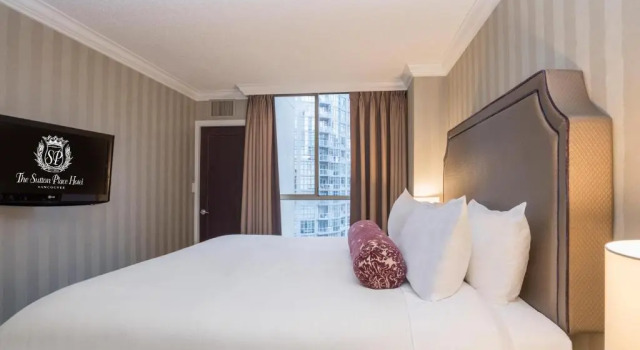Двухместный люкс с 2 комнатами La Grande Residence at the Sutton Place Hotel