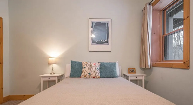 Waves, Waffles & Wifi by Taylor Made Deep Creek, Buchen Sie Ferienhaus Hotels in Maryland mit Parkplatz, Parkplätze
