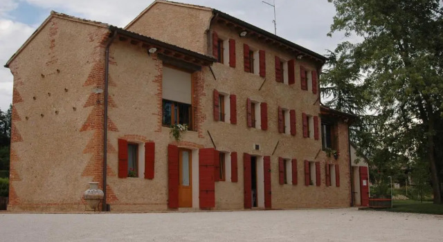 Agriturismo La Paterna, Забронировать Отель Джавера-дель-Монтелло 