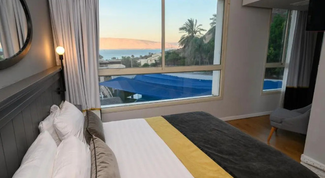 Номер Premium Royal Plaza Hotel