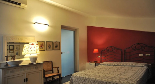 Номер Deluxe IL golfo artisti e poeti villa thea