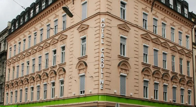 Hotel Caroline