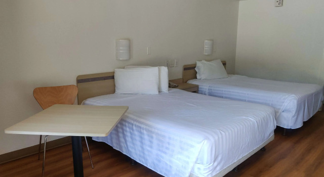 Travelodge by Wyndham Fayetteville, Buchen Sie Gasthaus Fayetteville 