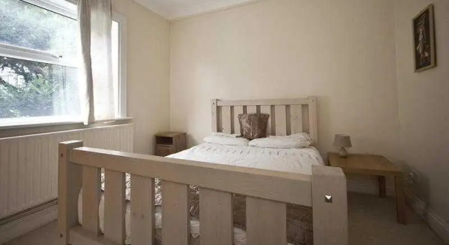 Charismatic London Apartment