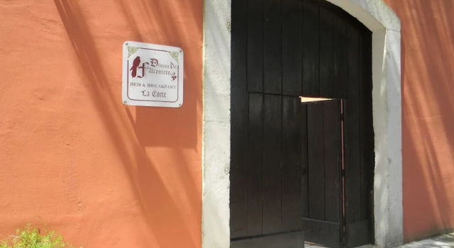 Dimora Del Falconiere B&B, Buchen Sie Bed & Breakfast Hotels in Metropolitanstadt Bari mit Parkplatz, Parkplätze