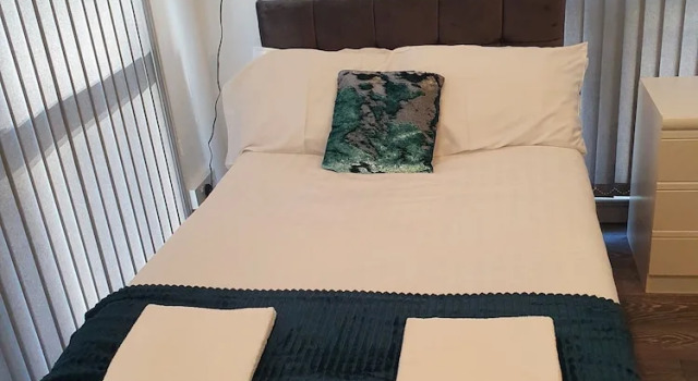 City Centre, Detached 10 Person Accommodation, Prenota Casa vacanze Cottage a Liverpool, vicino a Central Library, Cottage