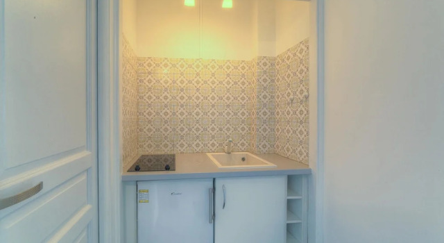 L'horloge Apartment 0, Забронировать Апартаменты/квартира Апартаменты Канн, рядом с Церковь Нотр-Дам-д'Эсперанс, Апартаменты/квартира