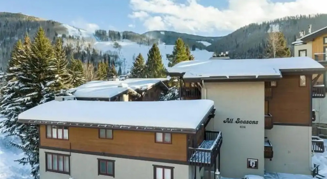 All Seasons Condo Short Walk to Vail Village and Gondola One by RedAwning